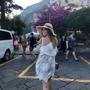 Meet your Posher, Shoe Sass